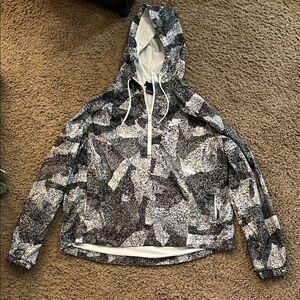 Nike Black and White Patterned Ski Jacket